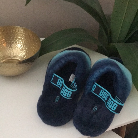 Ugh Fluff Yeah Slide Ombre Blue NWOT - Picture 3 of 5